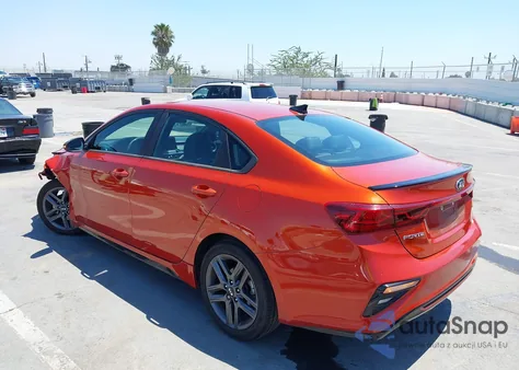 2021 Kia Forte Gt-Line z USA, uszkodzony, nr VIN 3KPF34AD4ME411909